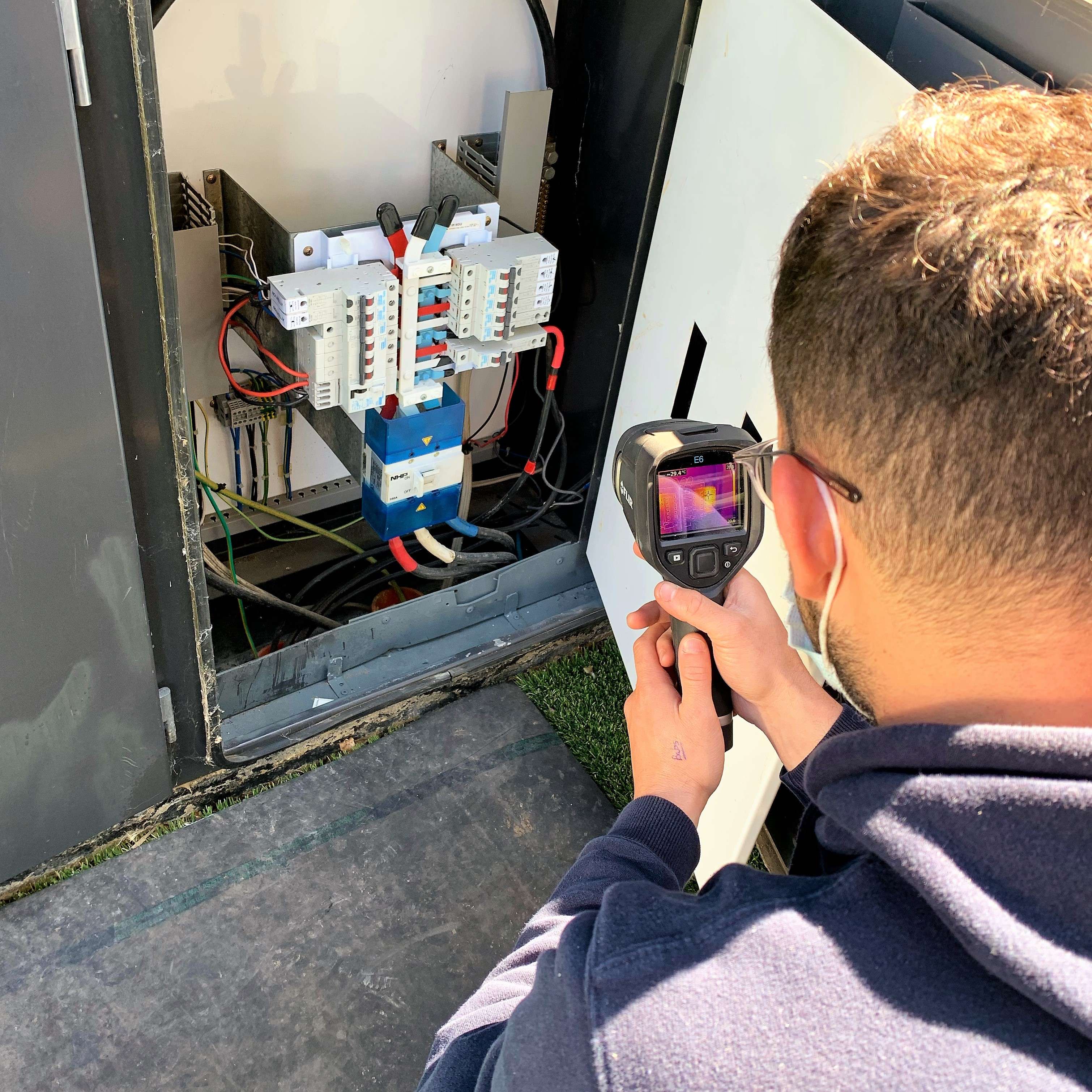 Thermal Imaging of Switchboards DJD Electrics